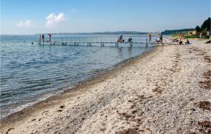 Φυσικό τοπίο κοντά σε αυτή η παραθεριστική κατοικία +15 φωτογραφίες