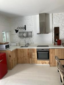 Kuchyň nebo kuchyňský kout v ubytování Apartamento Palau Cadaques