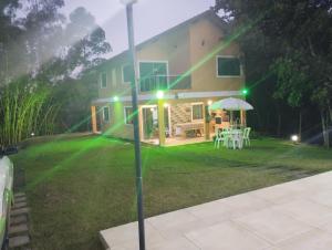 Jardín al aire libre en Sítio Shalom