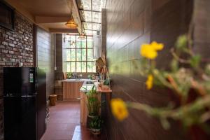 Fotografie z fotogalerie ubytování ONA HOME - Entire Hue-styled garden house nearby a pine hill v destinaci Hue