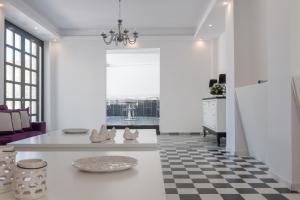 Foto sihtkohas Kamari asuva majutusasutuse MAR n MAR CROWN HOTEL-SUITES galeriist