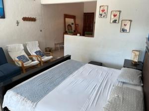 Postel nebo postele na pokoji v ubytování Suite en Teques: Acceso al Lago y Piscina