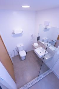 Hotel Caiuá Blumenau的一间浴室