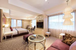 Postel nebo postele na pokoji v ubytování Hotel Grand Bach Kyoto Select