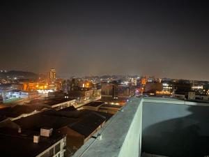 Γενική άποψη της πόλης Γιοχάνεσμπουργκ ή θέα της πόλης από  αυτό το διαμέρισμα