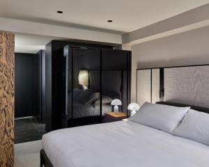 Postel nebo postele na pokoji v ubytování Hotel AKA NoMad