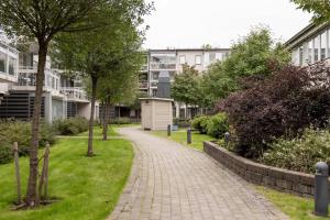 Κήπος έξω από το Modern apartment in city center