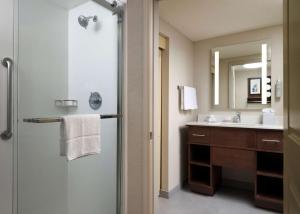 Koupelna v ubytování Homewood Suites by Hilton Somerset