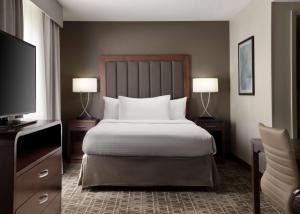 Postel nebo postele na pokoji v ubytování Homewood Suites by Hilton Somerset