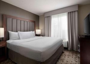 Postel nebo postele na pokoji v ubytování Homewood Suites by Hilton Somerset