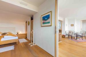 Katil atau katil-katil dalam bilik di Whirlpool , Dachterrasse , Wienblick , zwei Etagen