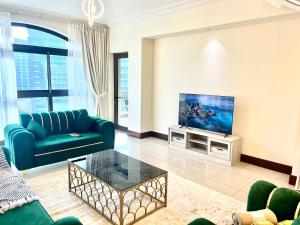 2Bedroom Palm Jumeirah luxury Stay At Golden Mile 10