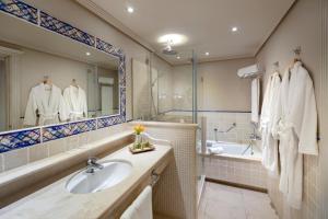 Ванна кімната в Barceló Marbella