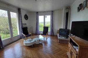 Photo de la galerie de l'établissement La Maison des 3 Bouleaux, à Lafeuillade-en-Vézie 10 autres photos