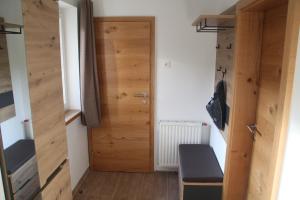 TV a/nebo společenská místnost v ubytování Ferienhaus Temmel