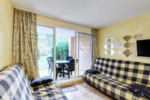 Posezení v ubytování Résidence La Pinède - maeva Home - Appartement 2 Pièces 5 Personnes - Confort MAE-6327