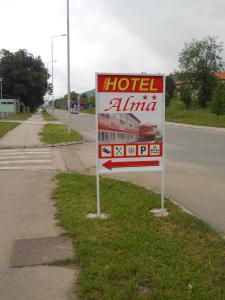 Certyfikat, podpis lub inny dokument wystawiony w obiekcie Garni hotel Alma
