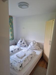 Postel nebo postele na pokoji v ubytování Oase der Ruhe