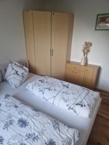 Postel nebo postele na pokoji v ubytování Oase der Ruhe