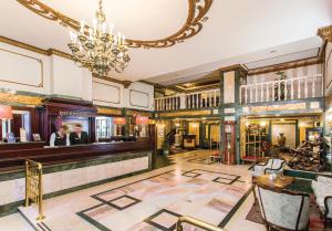 Restoran atau tempat lain untuk makan di Danubius Hotel Astoria City Center