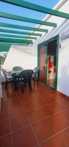 Stolný tenis v ubytovaní Playa Park Apartments alebo v jeho okolí