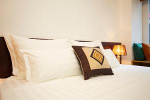 Ένα ή περισσότερα κρεβάτια σε δωμάτιο στο Sumitomo12- 535 Kim Mã Apartment for Japanese