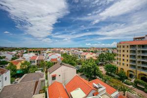 Nespecifikovaný výhled na destinaci Hoi An nebo výhled na město při pohledu z hotelu + 161 fotografií