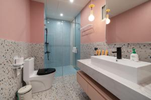 Ένα μπάνιο στο 双層公寓 Duplex Apt.