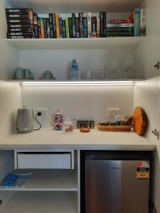 Cucina o angolo cottura di Mariner Rose B&B