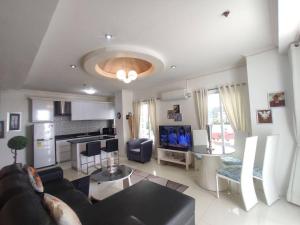 TV a/nebo společenská místnost v ubytování 2BR condo at Kandi tower 2