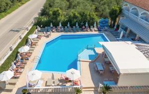 Bazén v ubytování Daisy Hotel nebo v jeho okolí