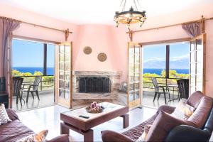 Fotografie z fotogalerie ubytování Villa Sterna v destinaci Loutraki