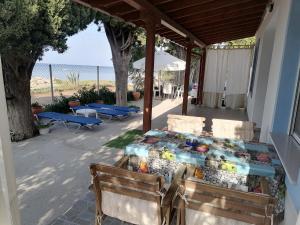 Gallery image of Porto Almira Beachfront House in Nikiti