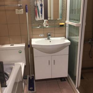 Koupelna v ubytování 果芒驛站旅店