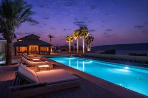 Πισίνα στο ή κοντά στο The Outpost Al Barari Camp
