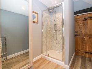 Et badeværelse på Lavender Cottage + 47 billeder