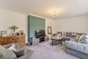 Χώρος καθιστικού στο Full Modern Home - short & long stays