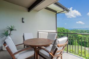 Balcone o terrazza di Roble Sabana 404 Luxury Apartment Adults Only - Reserva Conchal