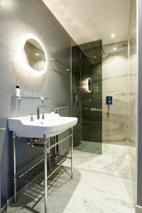 Koupelna v ubytování Hotel Groenendaal