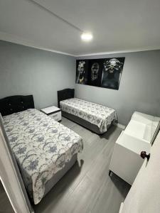 Кровать или кровати в номере Nice Apartment