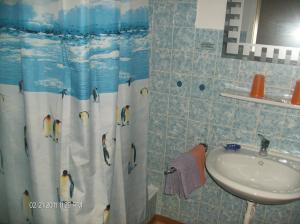 Kylpyhuone majoituspaikassa Pension Sabine