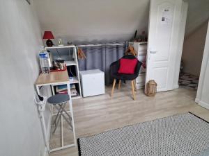 Chambre aux Gorges de Daluis的休息区