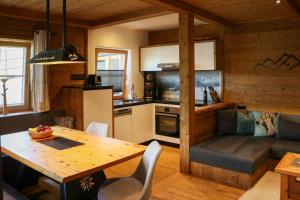Köök või kööginurk majutusasutuses Chalet Heidi