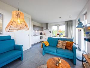 Kuchyň nebo kuchyňský kout v ubytování Stylish Texel Escape with Spa