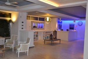 Kuchyňa alebo kuchynka v ubytovaní Solvi Hotel - Adults Only