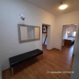 Postel nebo postele na pokoji v ubytování FeWo in Ilsenburg Waldblick, schöne Aussicht