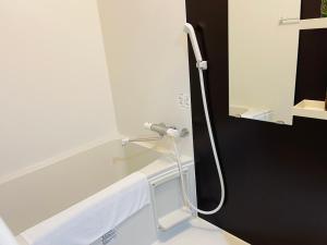 ハイツ松屋町503にあるバスルーム