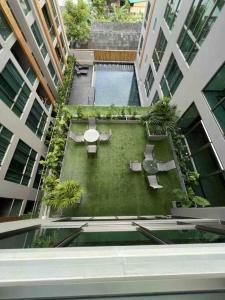 Výhled na bazén z ubytování Erawan Luxury 2B2B Condo (2卧室豪华公寓古城中心) nebo okolí