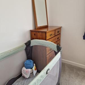 Gallery image of Stylish bungalow with complimentary breakfast on the first morning in Lancing +38 photos