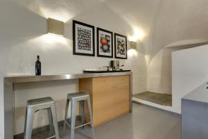 A kitchen or kitchenette at B&B Dell'Olio